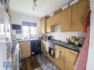 Kitchen- click for photo gallery